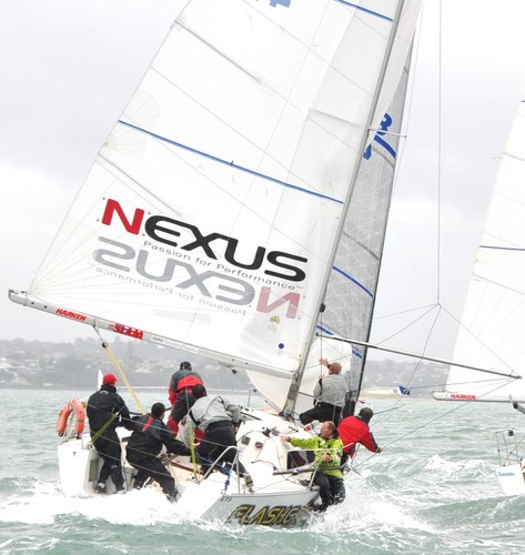 Flash Gordon on their way to winning the 2011 Young 88 National Championships © Cathy Vercoe luvmyboat.com